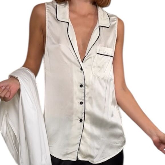 Reformation White Top Button Down Shirt Silky Size XS - Picture 4 of 8